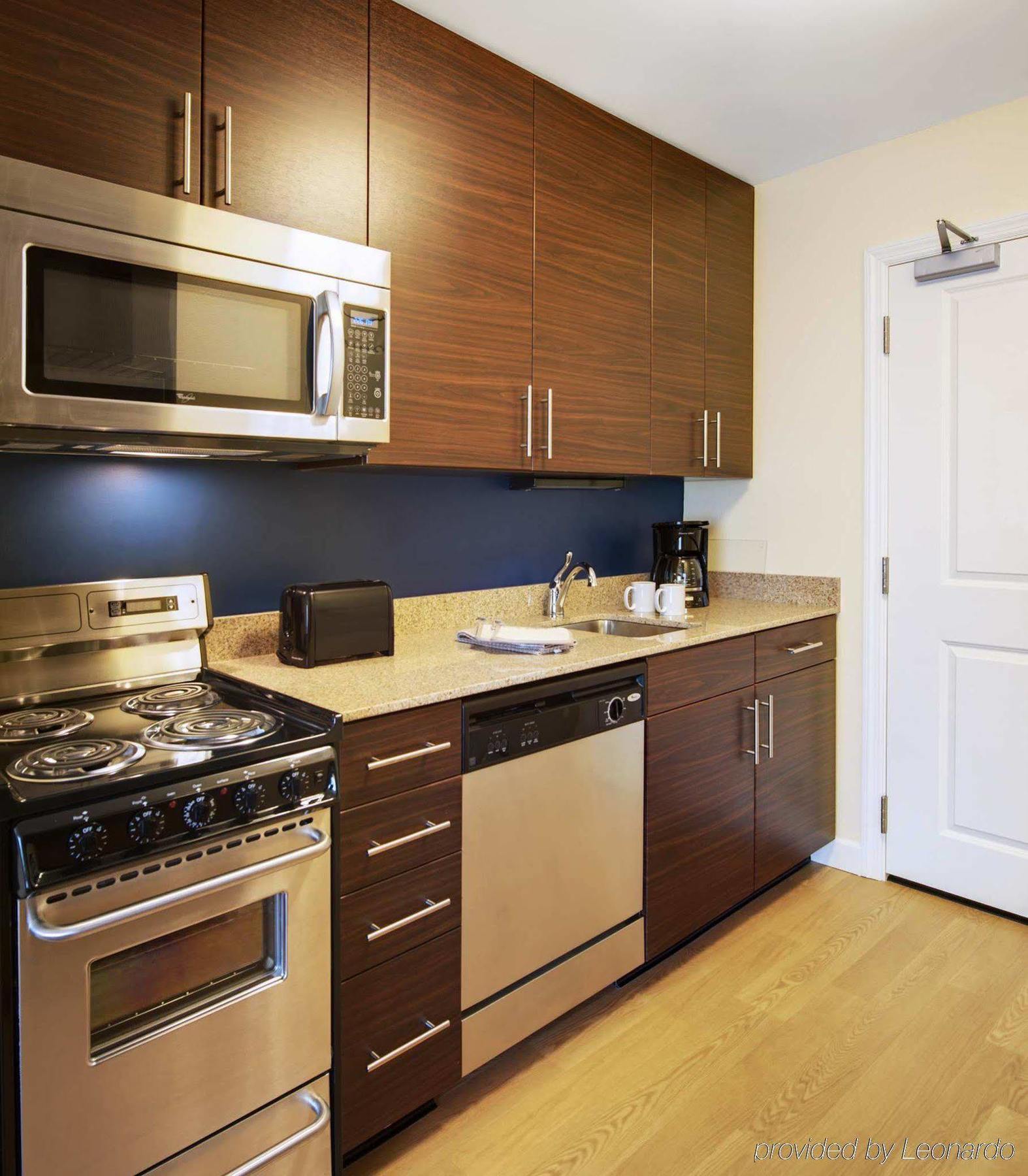 Towneplace Suites By Marriott Providence נורת' קינגסטאון מראה חיצוני תמונה